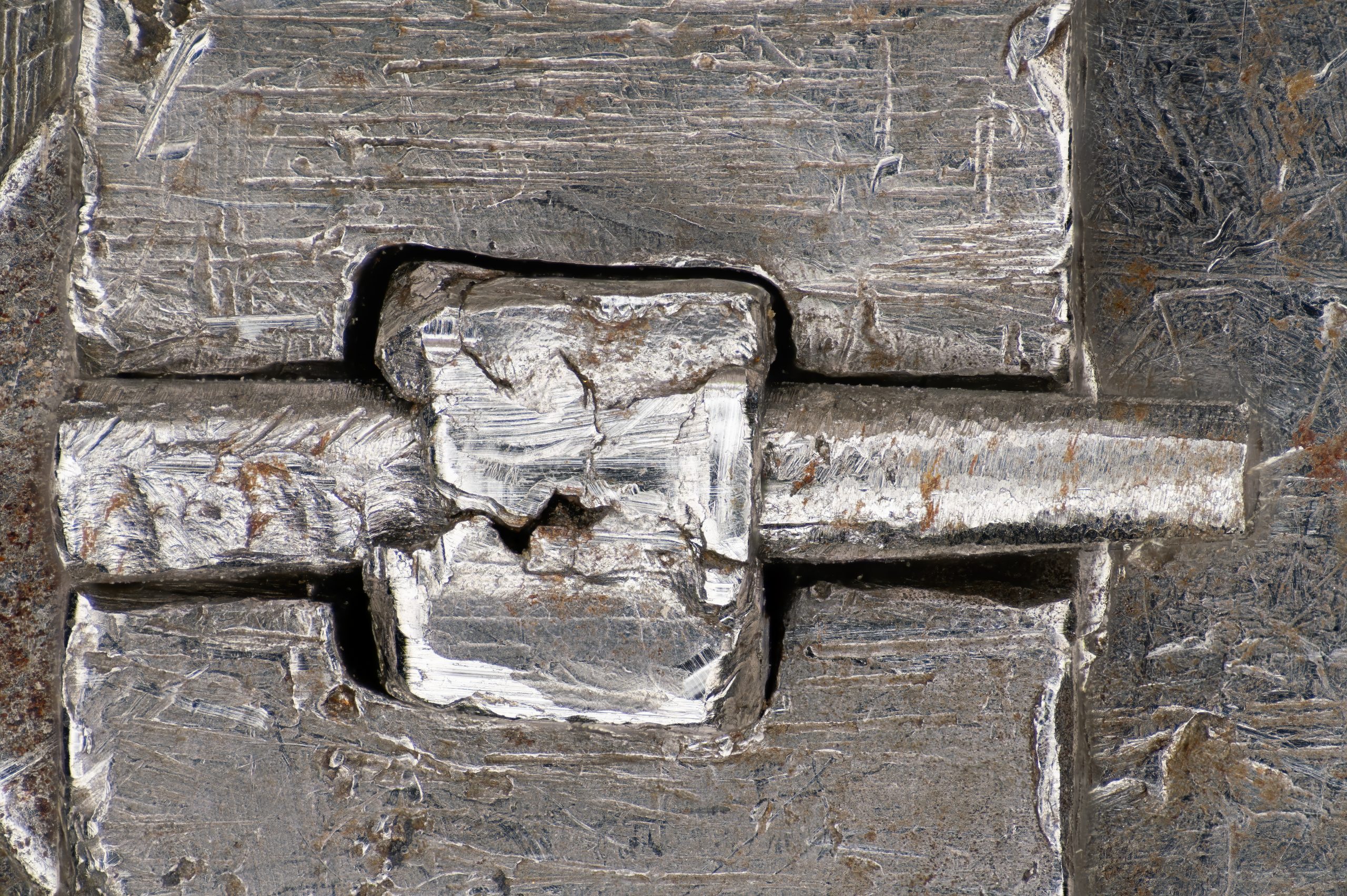 The 1505 Watch Movement - Miniaturization - Pins